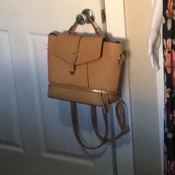 Vegan leather backpack - Picture 7 of 8